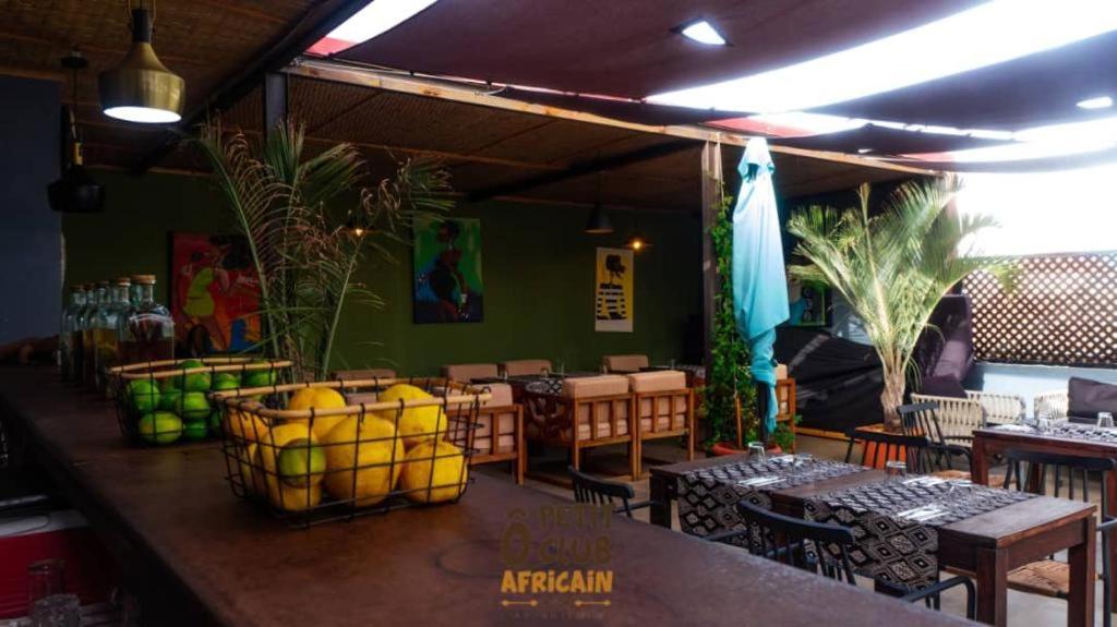 O Petit Club Africain Dakar Panzió Kültér fotó